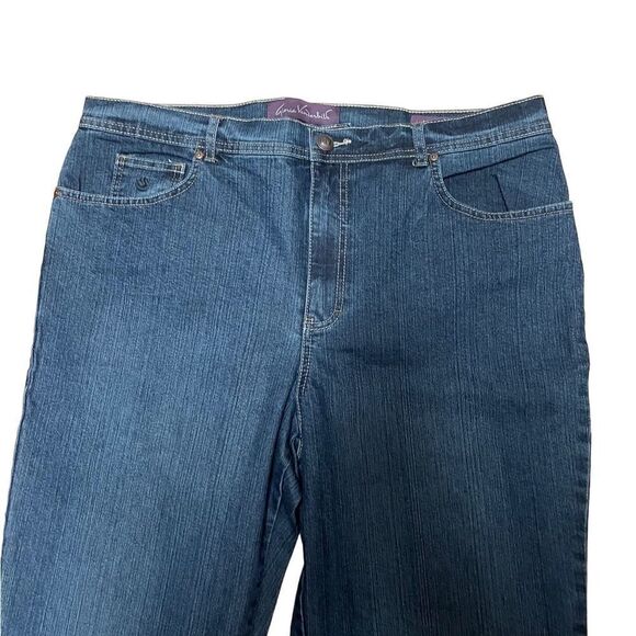 Gloria Vanderbilt Classic Fit Straight Leg Blue Jenas Size 18 NWT - Picture 7 of 9